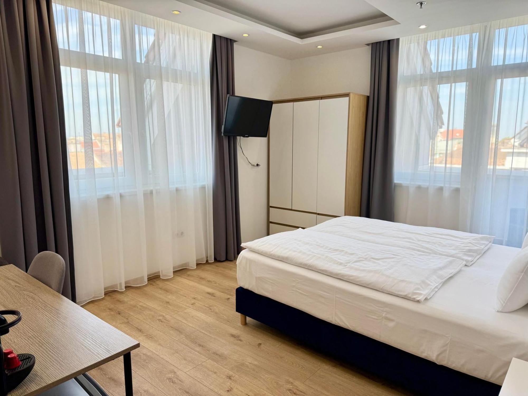 Rooftop City Residence With Deep Garage Budapeşte Dış mekan fotoğraf
