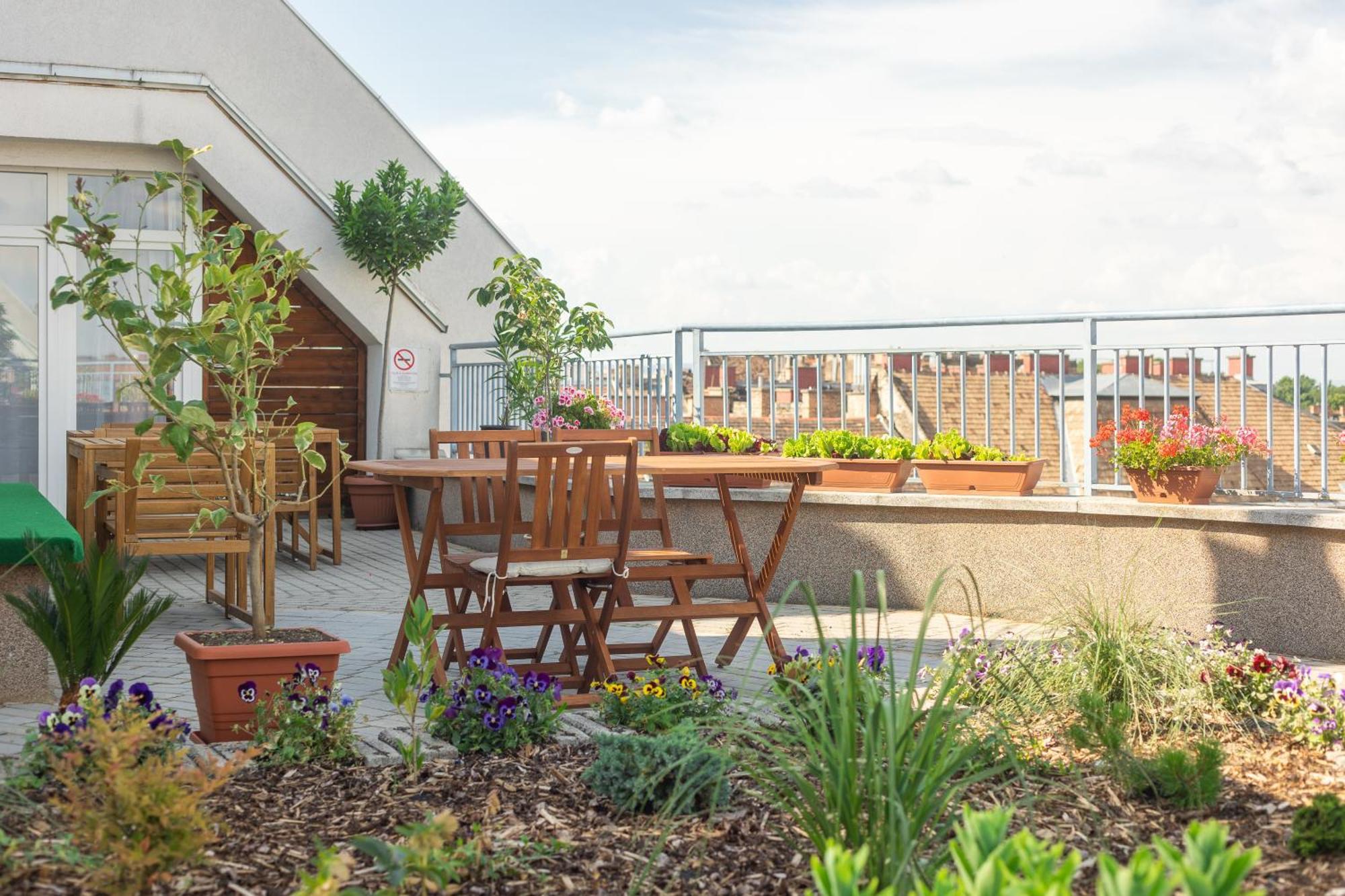 Rooftop City Residence With Deep Garage Budapeşte Dış mekan fotoğraf